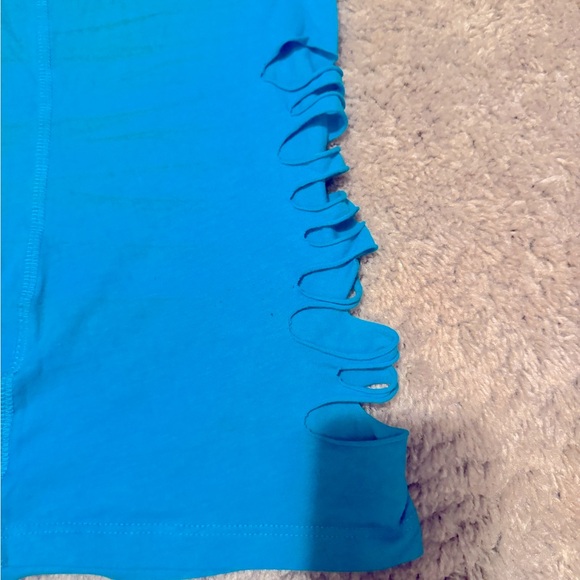 4 cute sexy BEBE tank tops - Picture 8 of 9